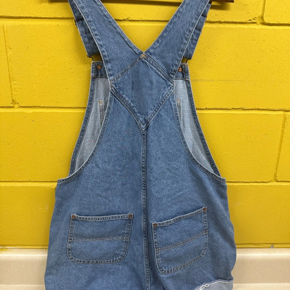 Overalls Shorts Women's Old Navy Size Large Blue Jean Shorts - Picture 5 of 7